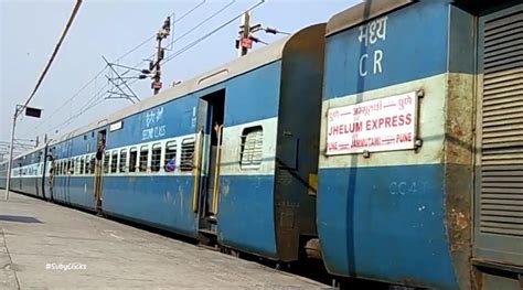 11077 train|11077 jhelum express.